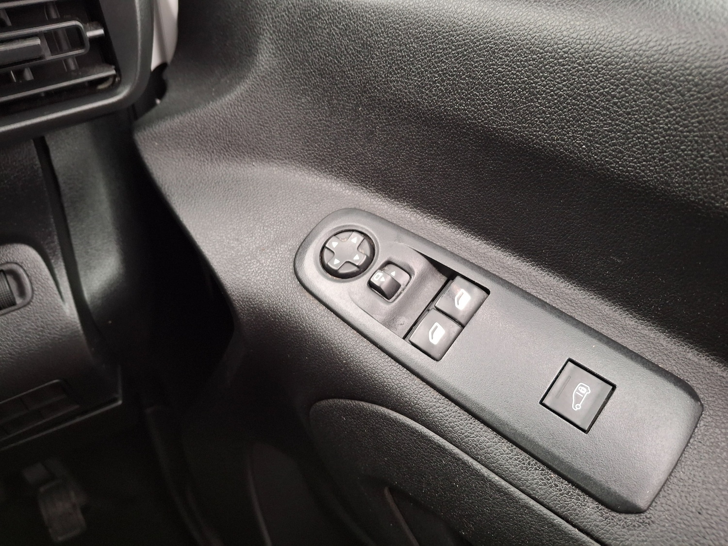 Used Citroen Berlingo 2020 for sale - 77249395: Photo 23