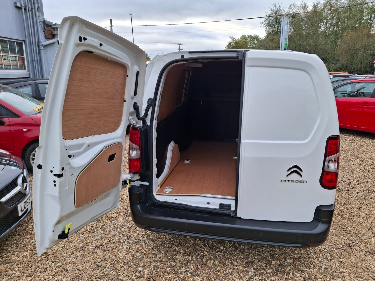 Used Citroen Berlingo 2021 for sale - 76287921: Photo 15