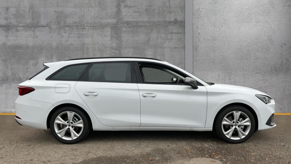 Used SEAT Leon 2025 for sale - 76609558: Photo 4