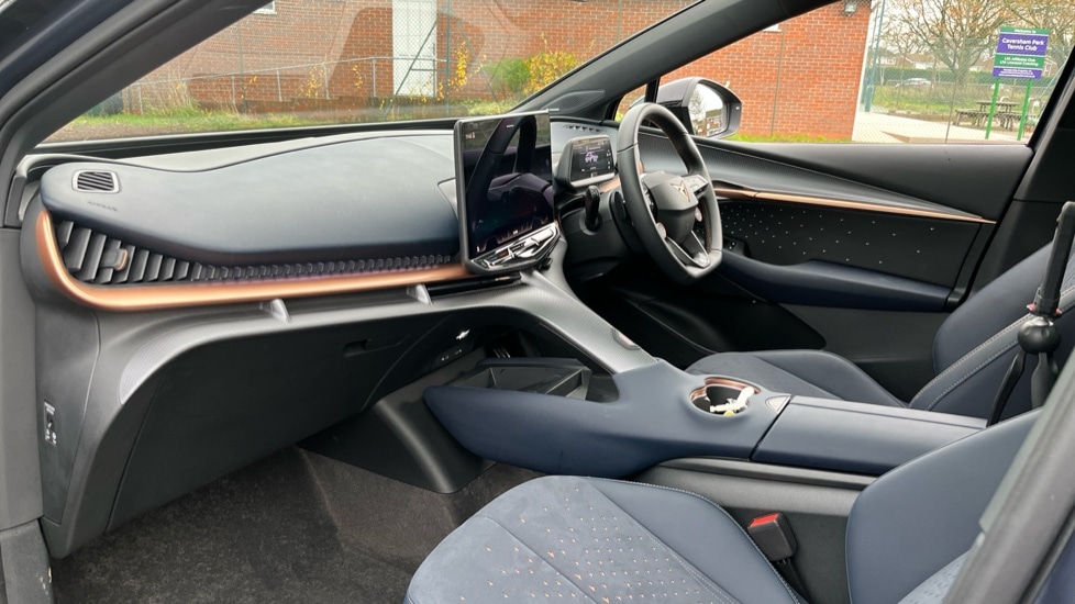 Used Cupra Tavascan 2025 for sale - 76861761: Photo 2