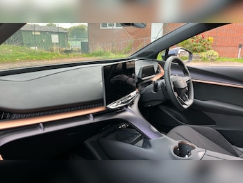 Used Cupra Tavascan 2025 for sale - 76116811: Photo