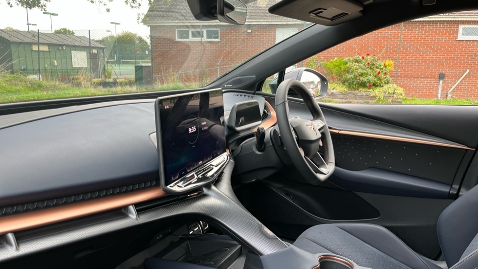 Used Cupra Tavascan 2025 for sale - 75910387: Photo 2