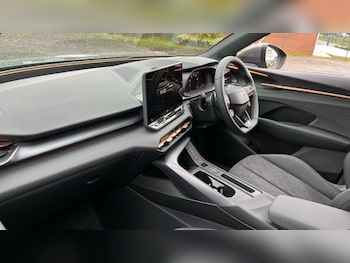 Used Cupra Terramar 2025 for sale - 76826736: Photo