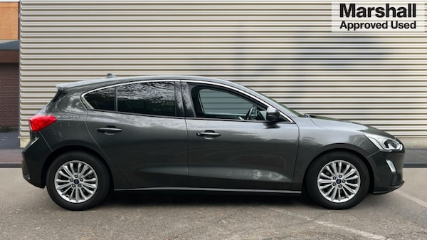 Used Ford Focus 2019 for sale - 76008178: Photo 2