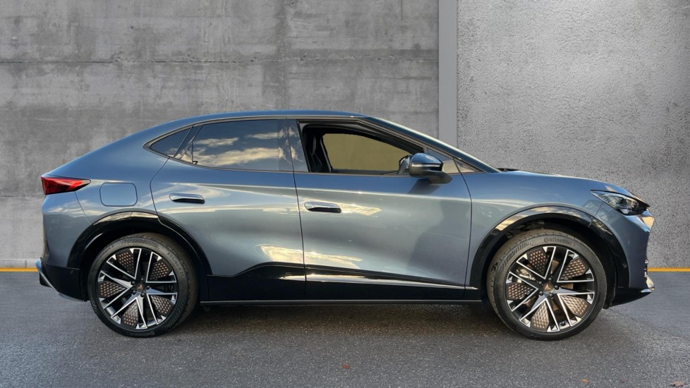 Used Cupra Tavascan 2025 for sale - 76966808: Photo 4