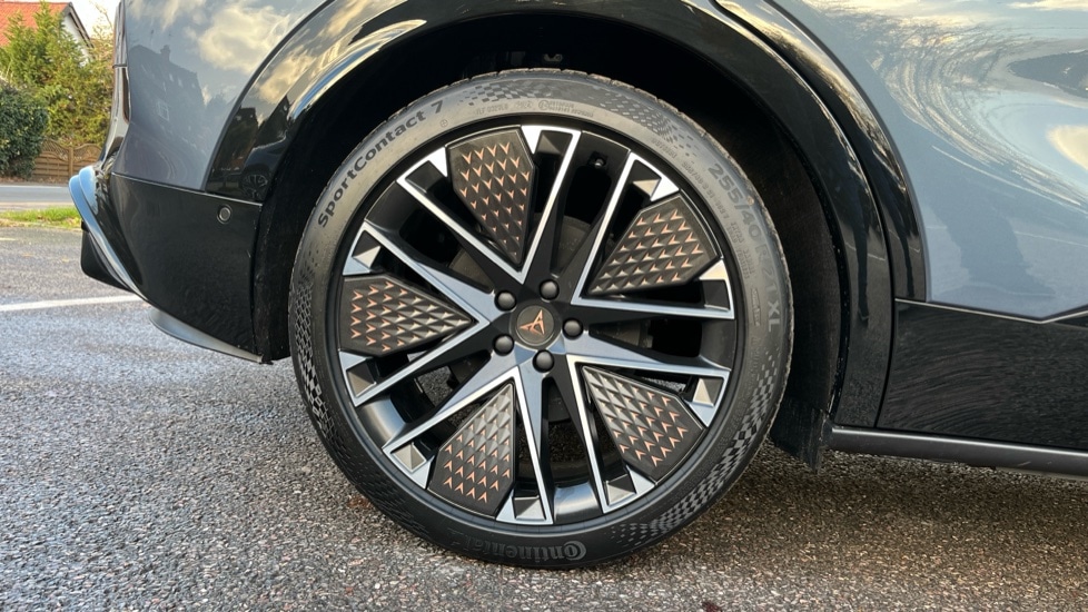 Used Cupra Tavascan 2025 for sale - 76966808: Photo 5