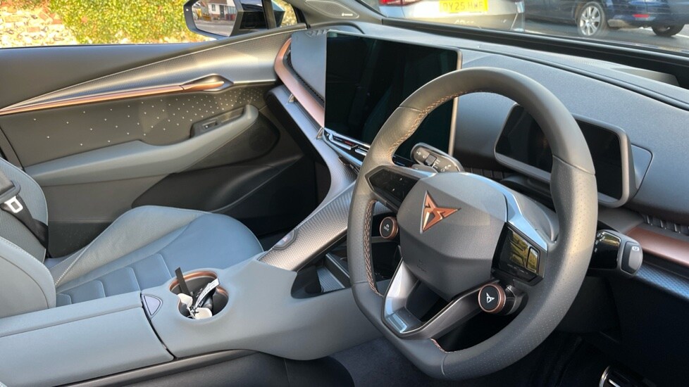 Used Cupra Tavascan 2025 for sale - 76966808: Photo 6