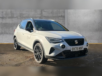 2025 - Seat Arona Hatchback 1.0 TSI 115 FR Black Edition 5dr DSG