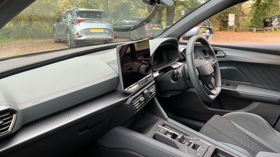 Used Cupra Leon 2025 for sale - 76350959: Photo 2