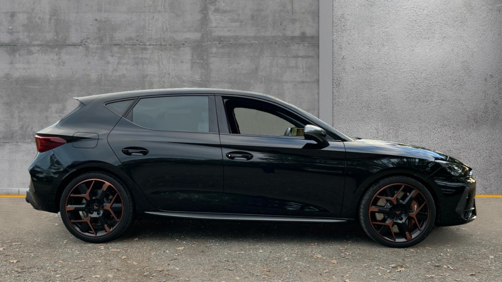 Used Cupra Leon 2025 for sale - 76350959: Photo 4