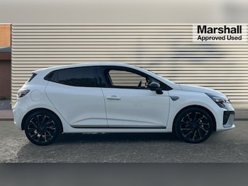 Used Renault Clio 2024 for sale - 76355097: Photo