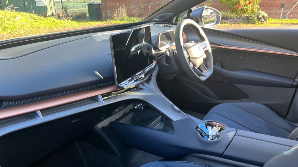 Used Cupra Tavascan 2025 for sale - 76563757: Photo 2