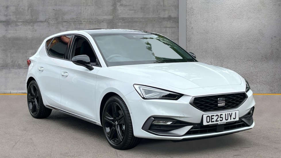 Used SEAT Leon 2025 for sale - 75537367: Photo 1