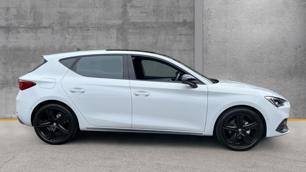 Used SEAT Leon 2025 for sale - 75537367: Photo 4
