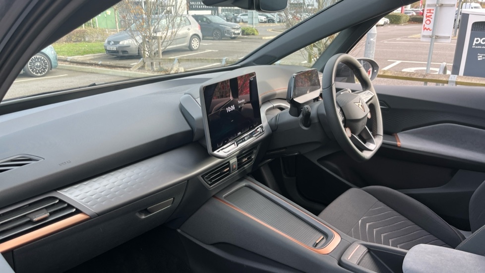 Used Cupra Born 2025 for sale - 76609471: Photo 2