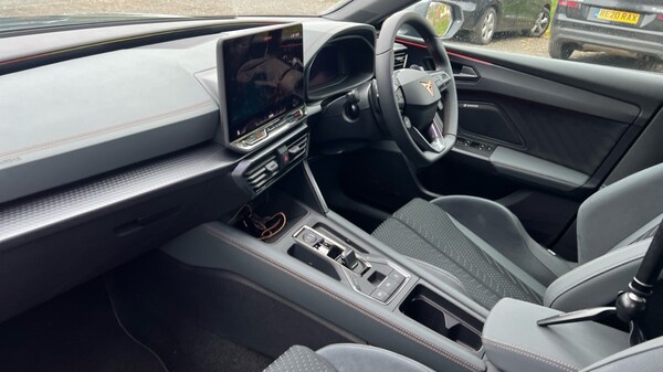 Used Cupra Leon 2025 for sale - 76289792: Photo 2