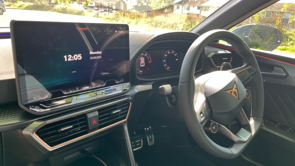 Used Cupra Leon 2025 for sale - 76008035: Photo 2