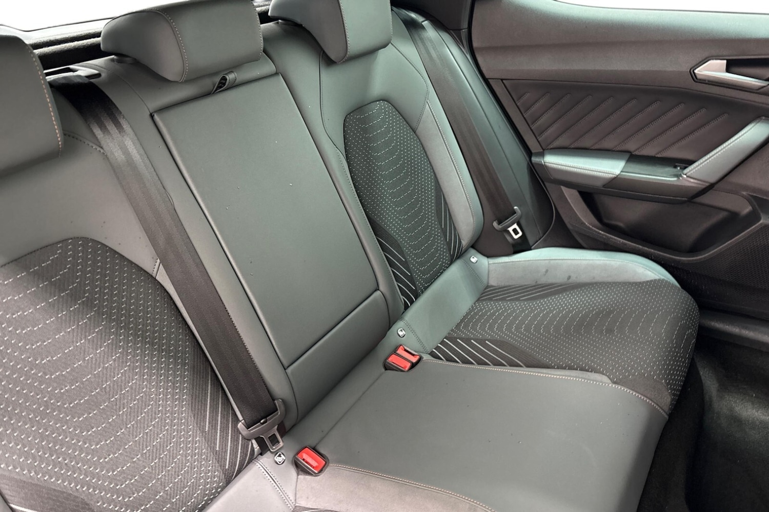 Used Cupra Leon 2025 for sale - 76037699: Photo 9