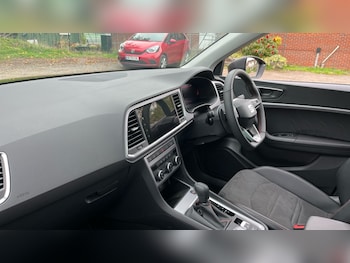 Used SEAT Ateca 2025 for sale - 76229439: Photo