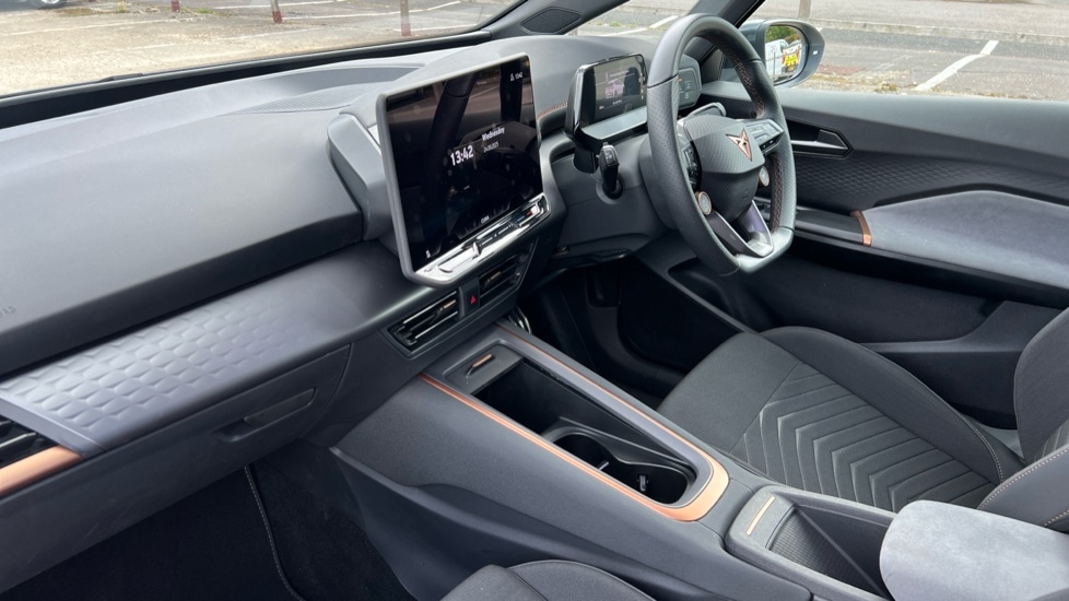 Used Cupra Born 2025 for sale - 76195942: Photo 2