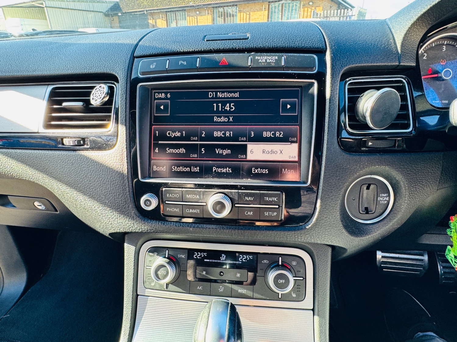 Used Volkswagen Touareg 2015 for sale - 76589215: Photo 14