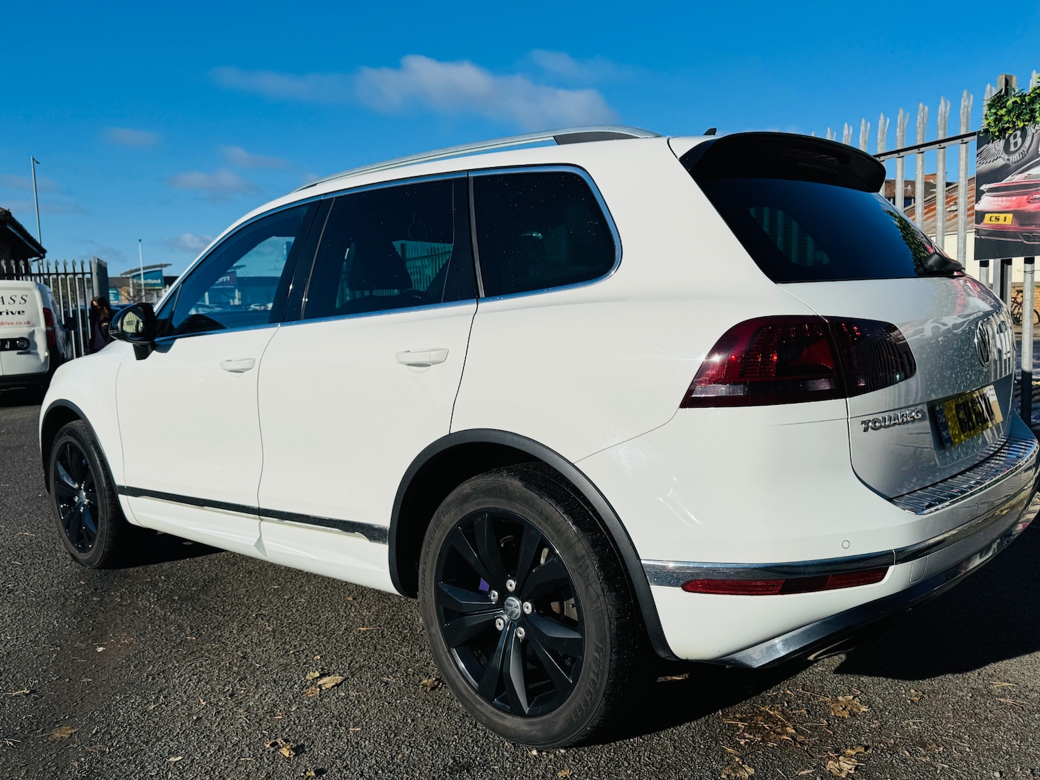 Used Volkswagen Touareg 2015 for sale - 76589215: Photo 9