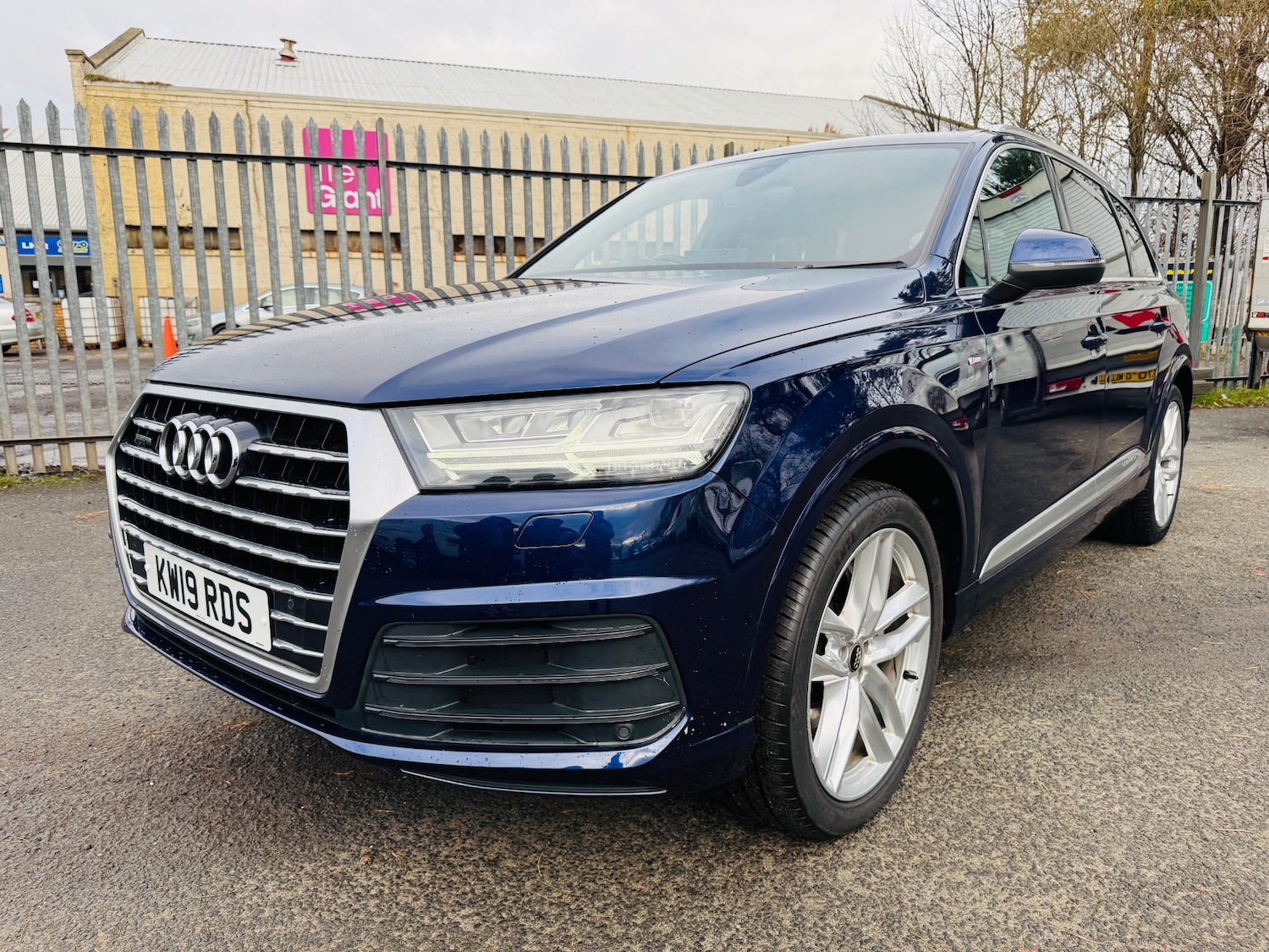Used Audi Q7 2019 for sale - 76648223: Photo 17
