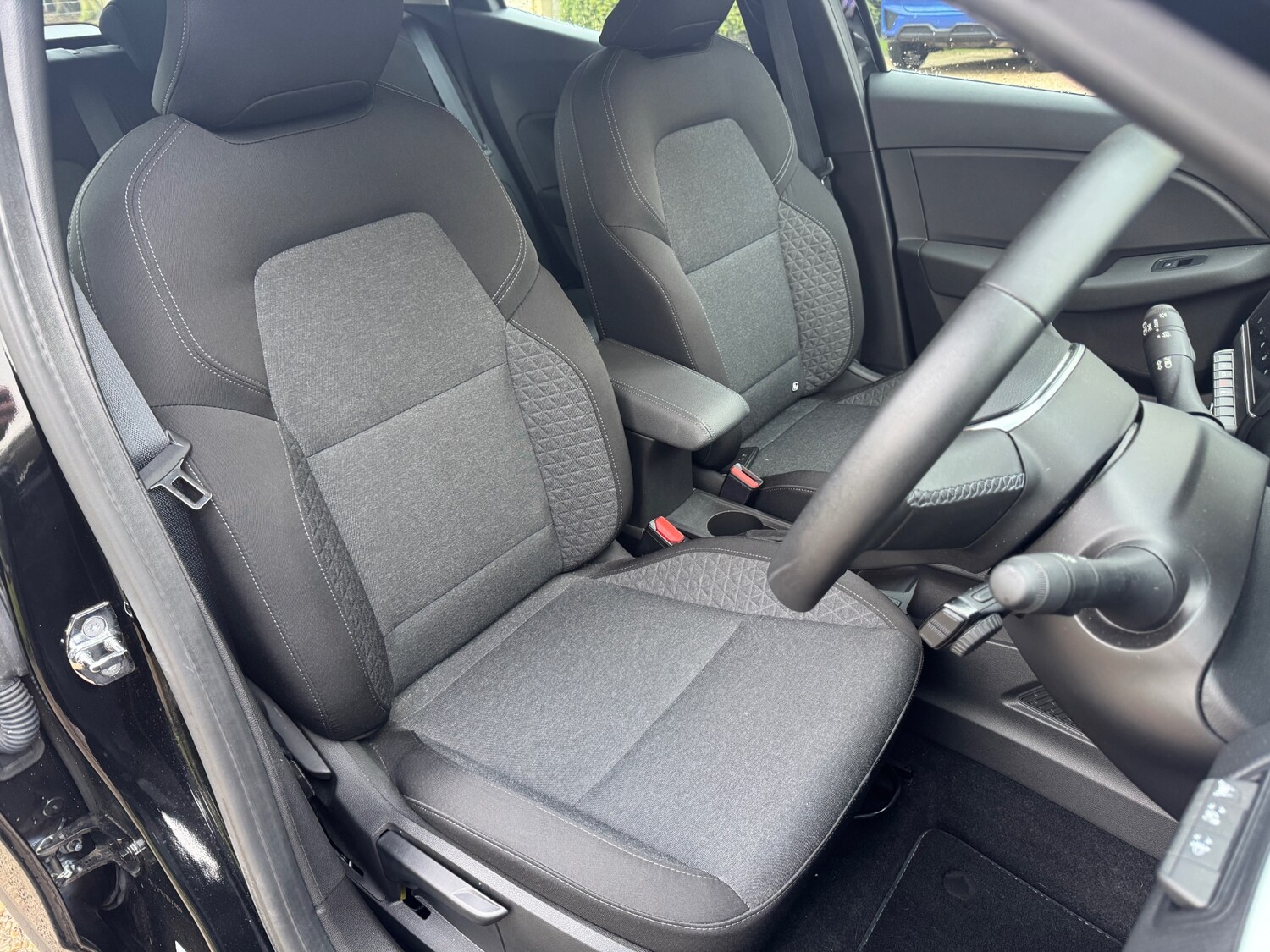 Used Renault Clio 2022 for sale - 77084302: Photo 25