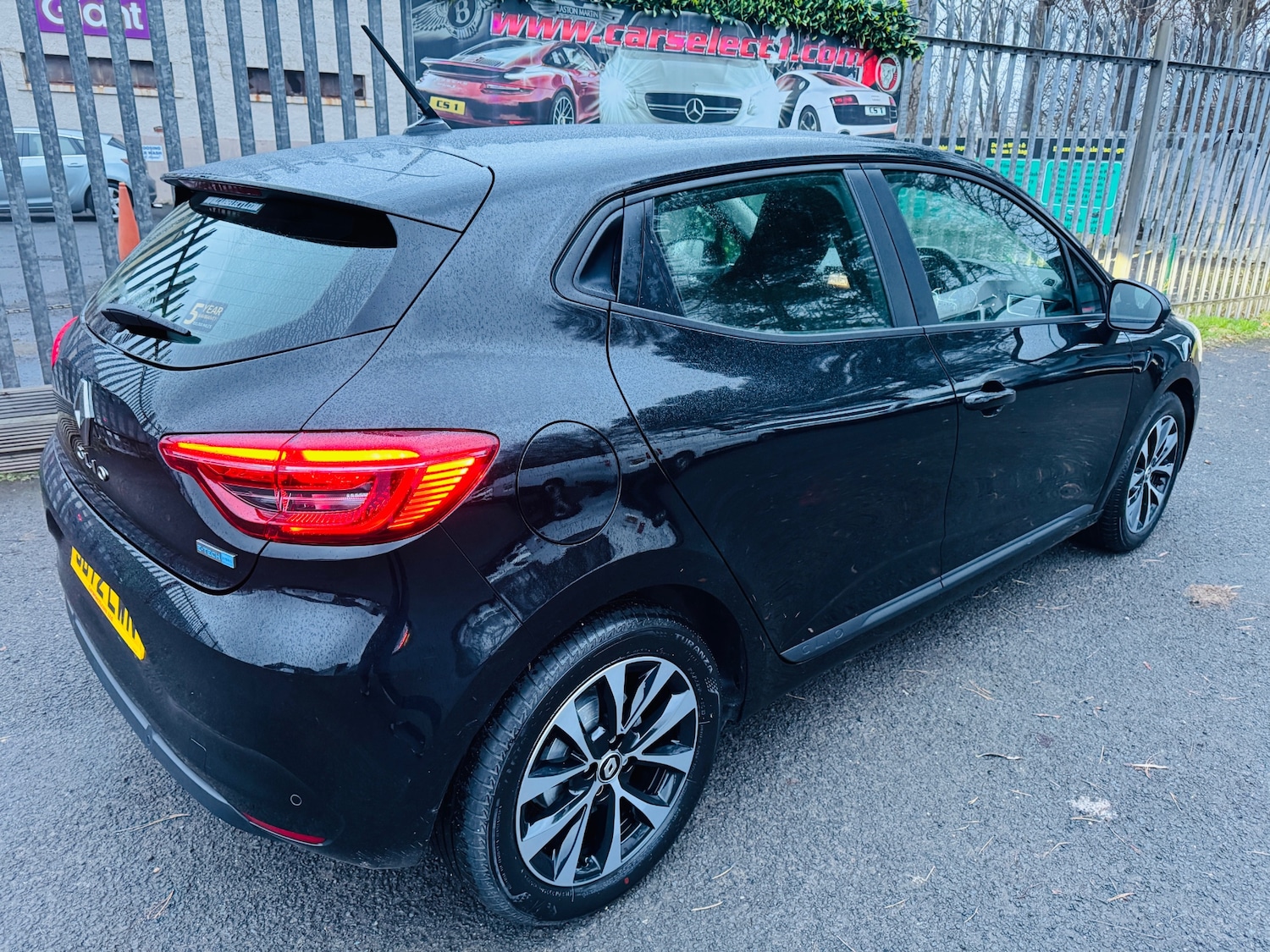 Used Renault Clio 2022 for sale - 77084302: Photo 9