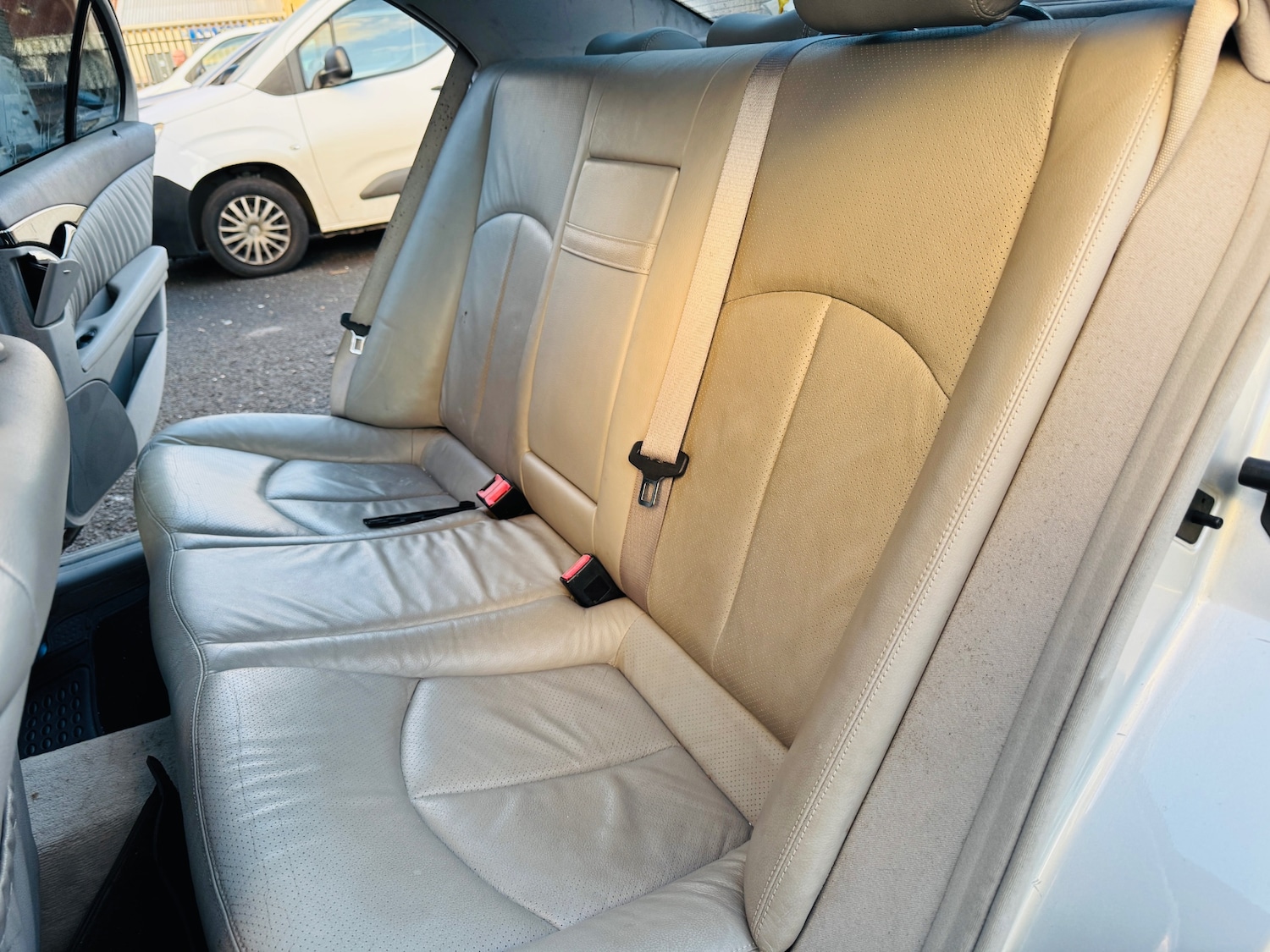 Used Mercedes-Benz E Class 2005 for sale - 76964300: Photo 10