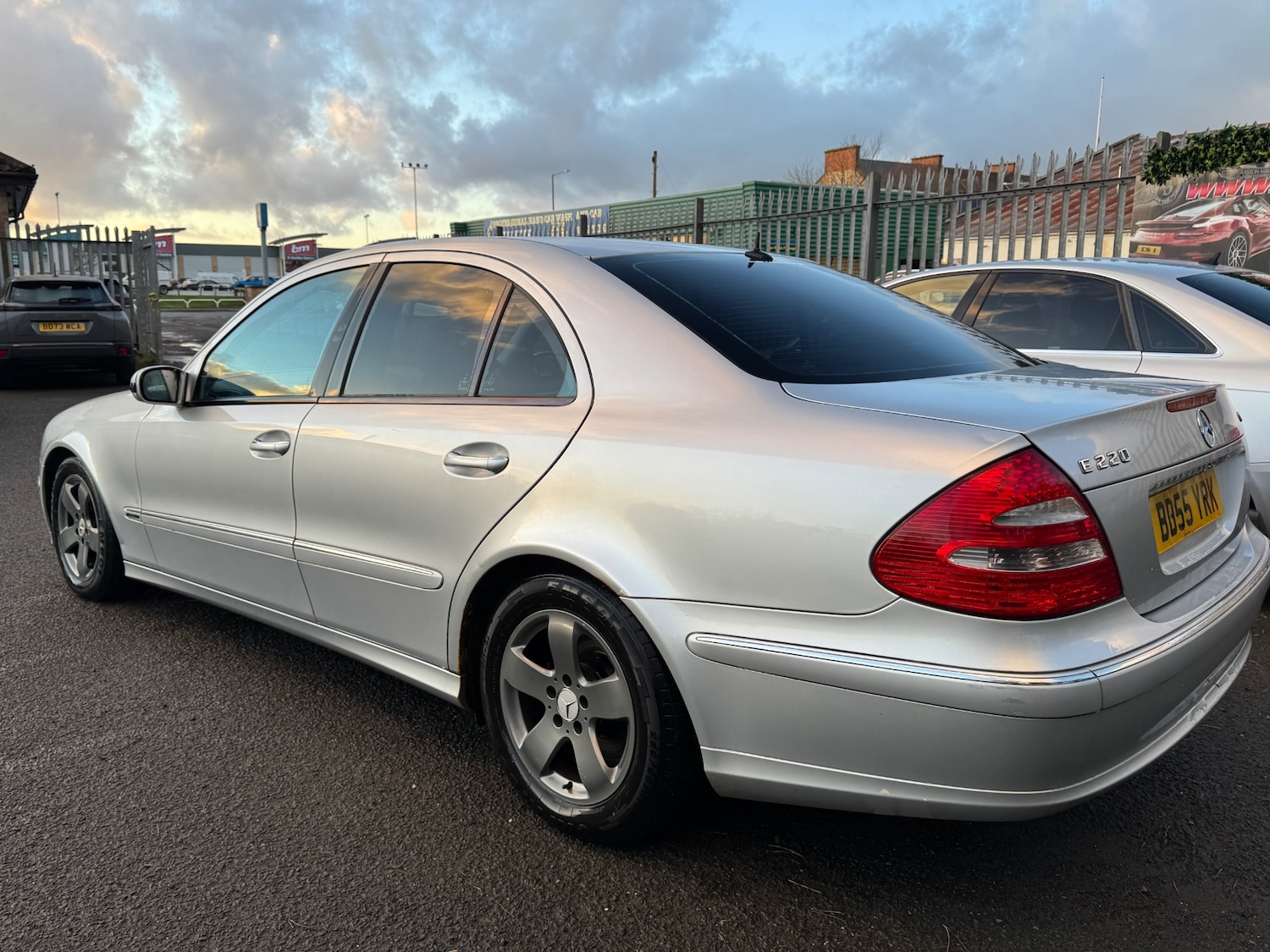 Used Mercedes-Benz E Class 2005 for sale - 76964300: Photo 17