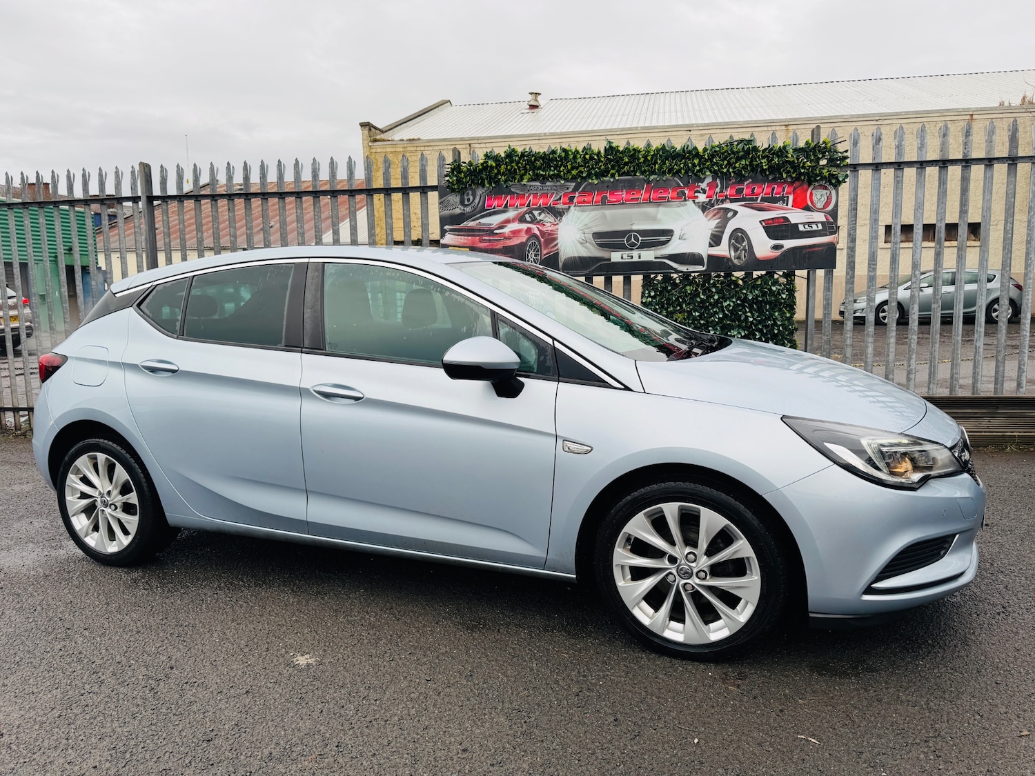 Used Vauxhall Astra 2017 for sale - 76786959: Photo 6