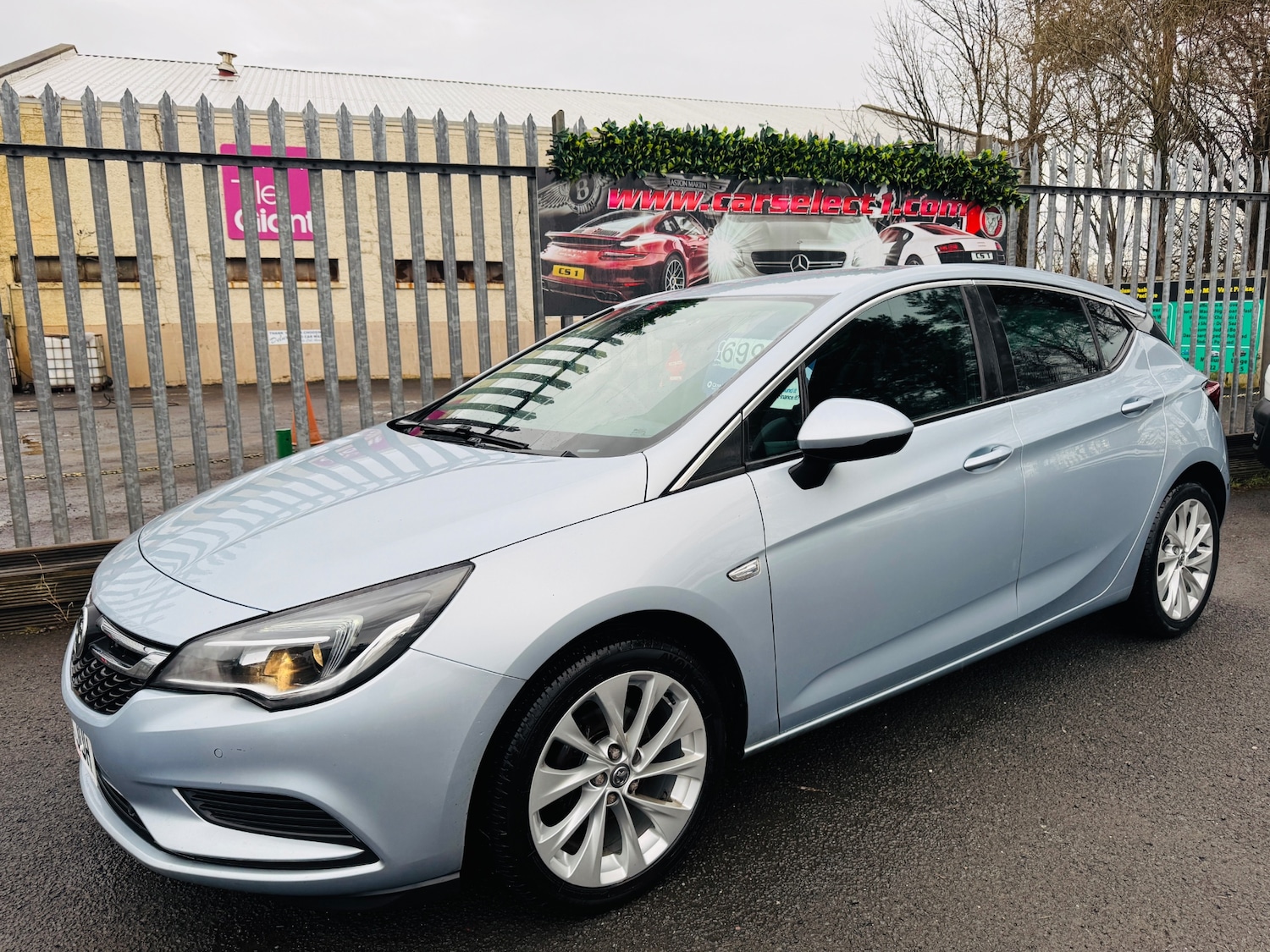 Used Vauxhall Astra 2017 for sale - 76786959: Photo 8