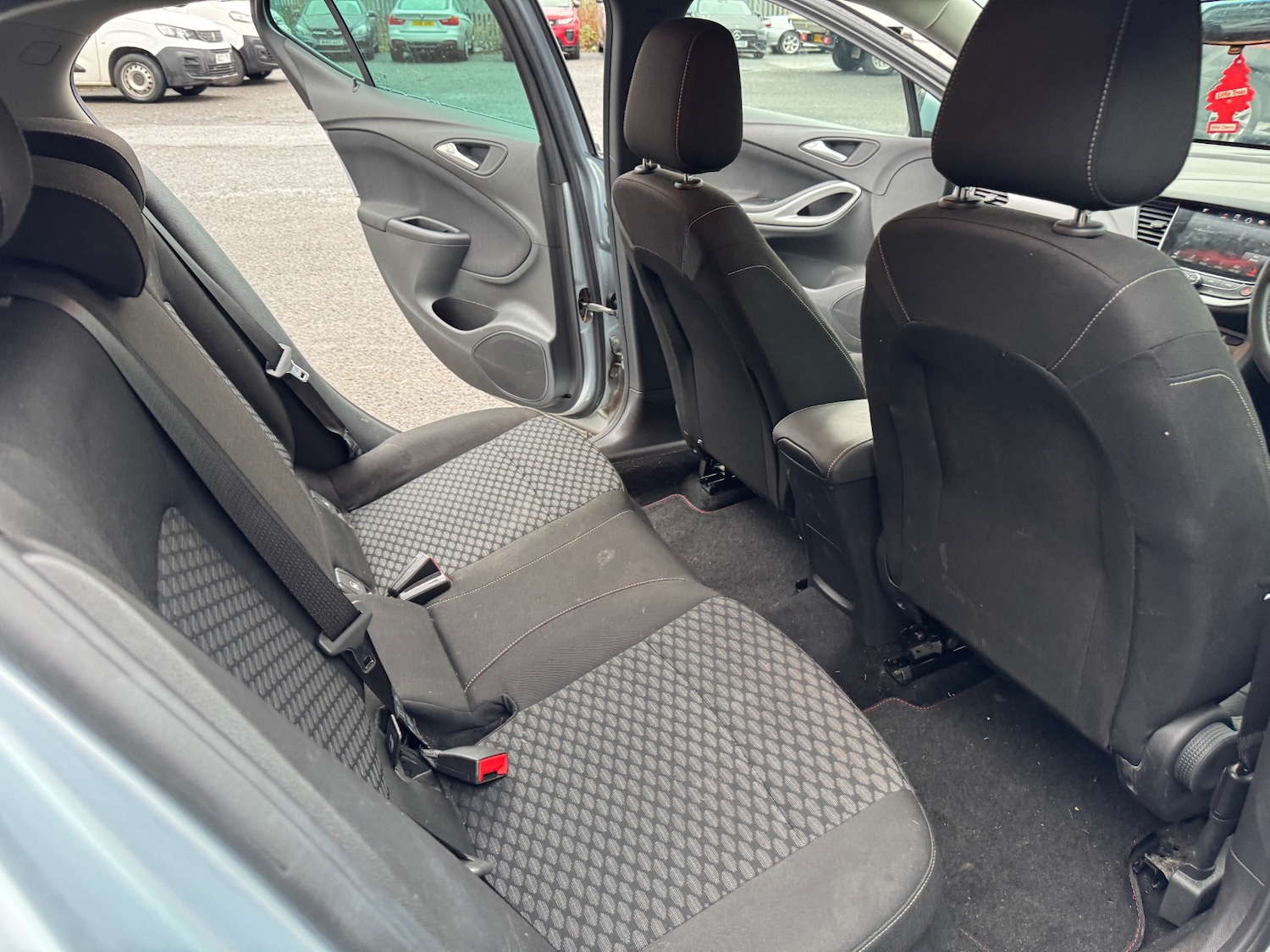 Used Vauxhall Astra 2017 for sale - 76786959: Photo 9