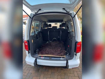 Used Volkswagen Caddy Maxi Life 2016 for sale - 77216388: Photo