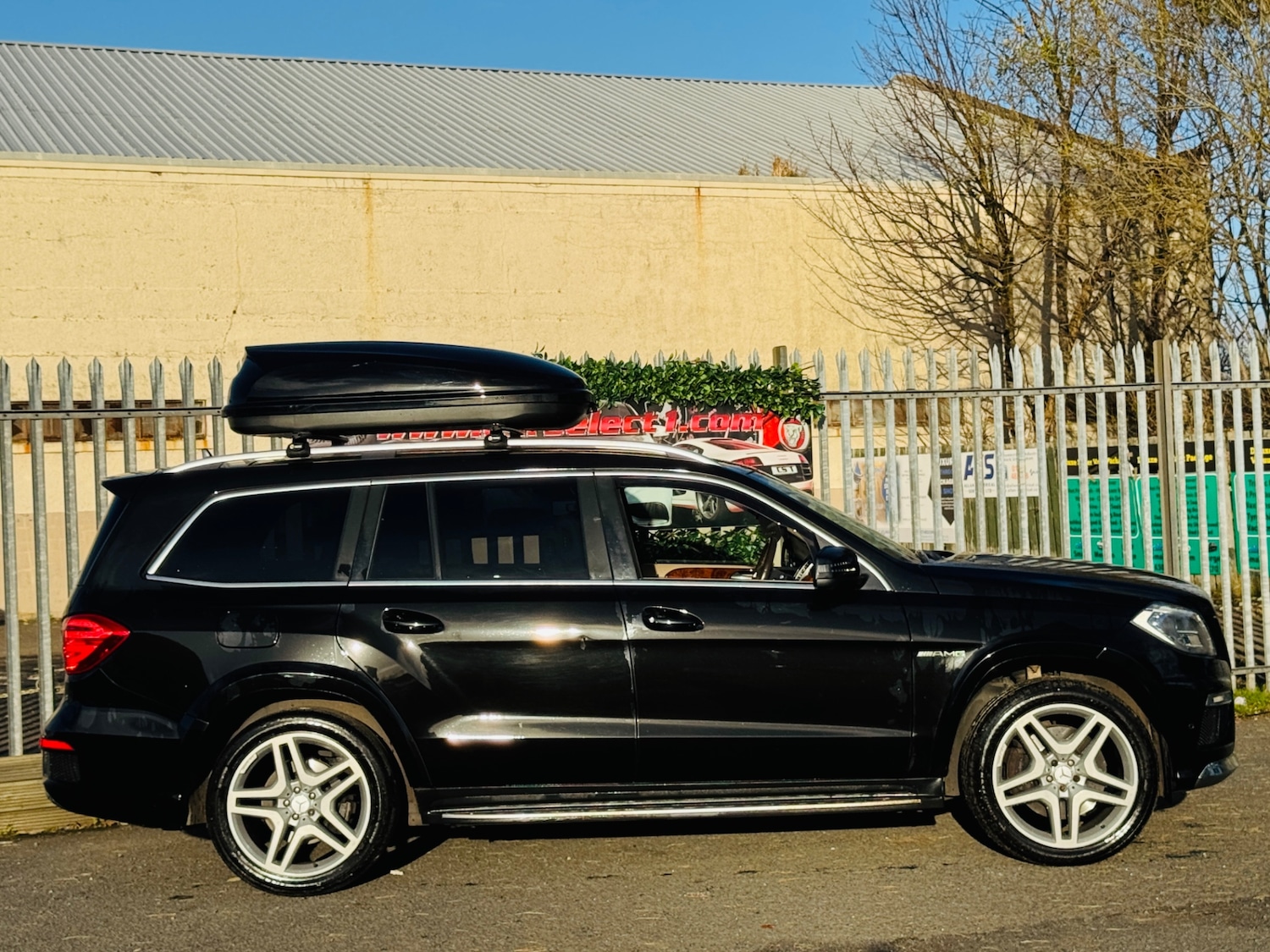 Used Mercedes-Benz GL Class 2014 for sale - 76589740: Photo 2
