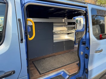 Used Vauxhall Vivaro 2018 for sale - 76348639: Photo