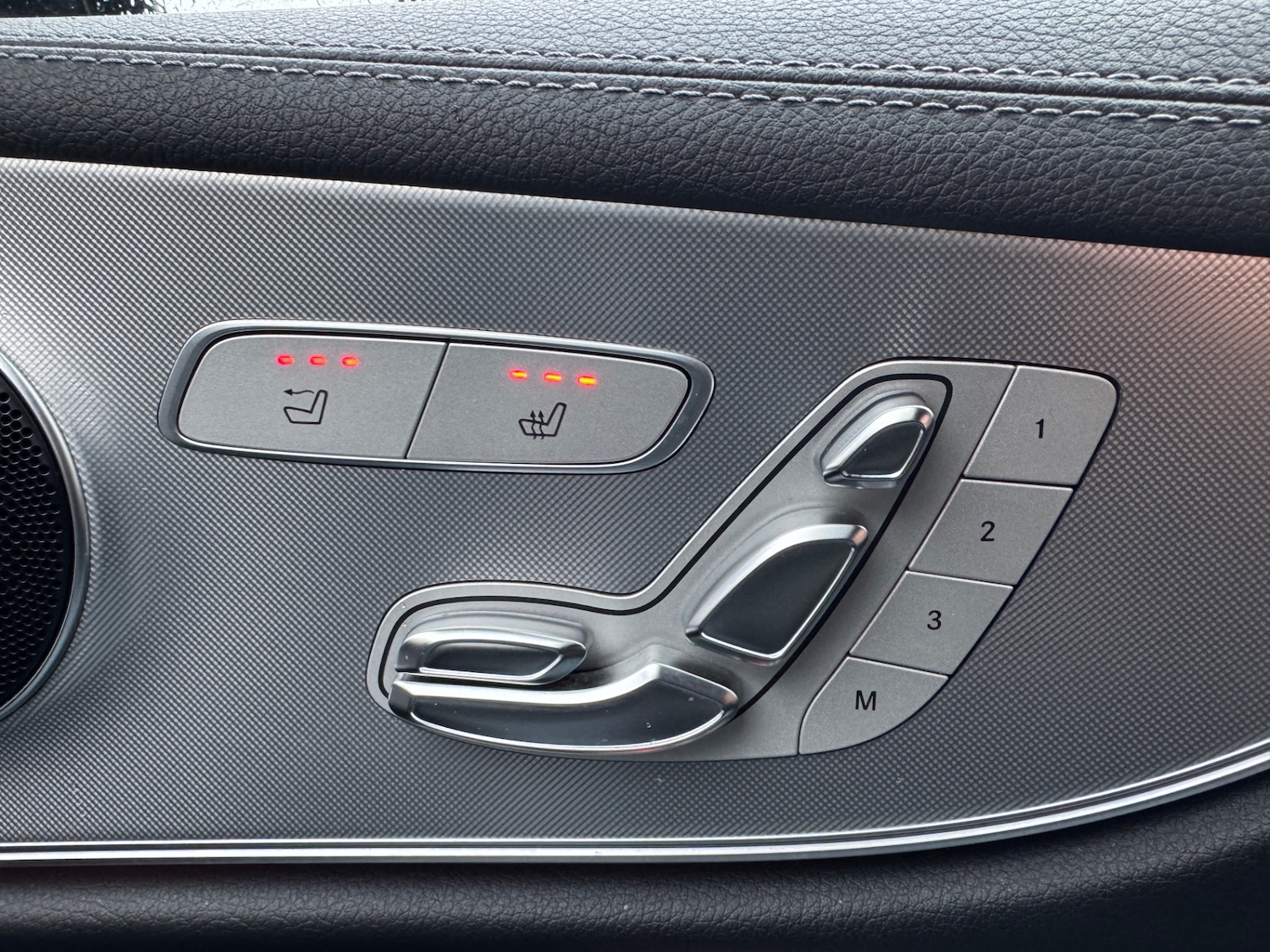 Used Mercedes-Benz E Class 2019 for sale - 78027855: Photo 11