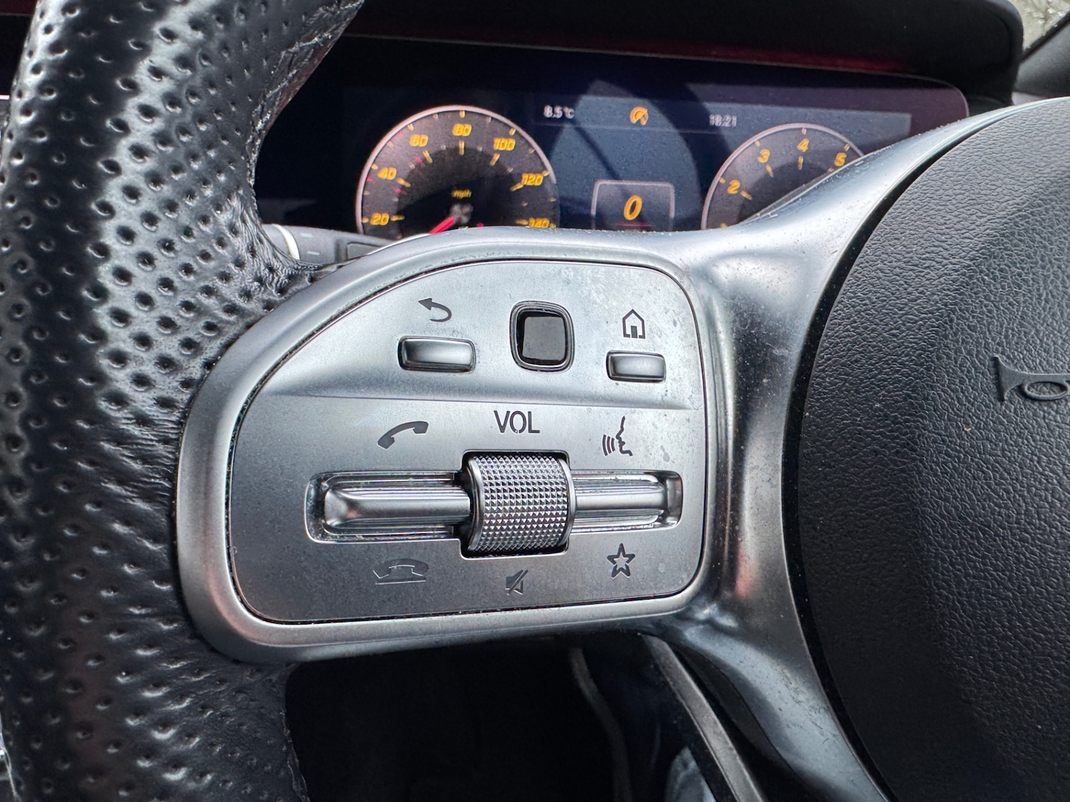 Used Mercedes-Benz E Class 2019 for sale - 78027855: Photo 9