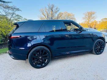 Used Land Rover Range Rover Sport 2023 for sale - 78332946: Photo