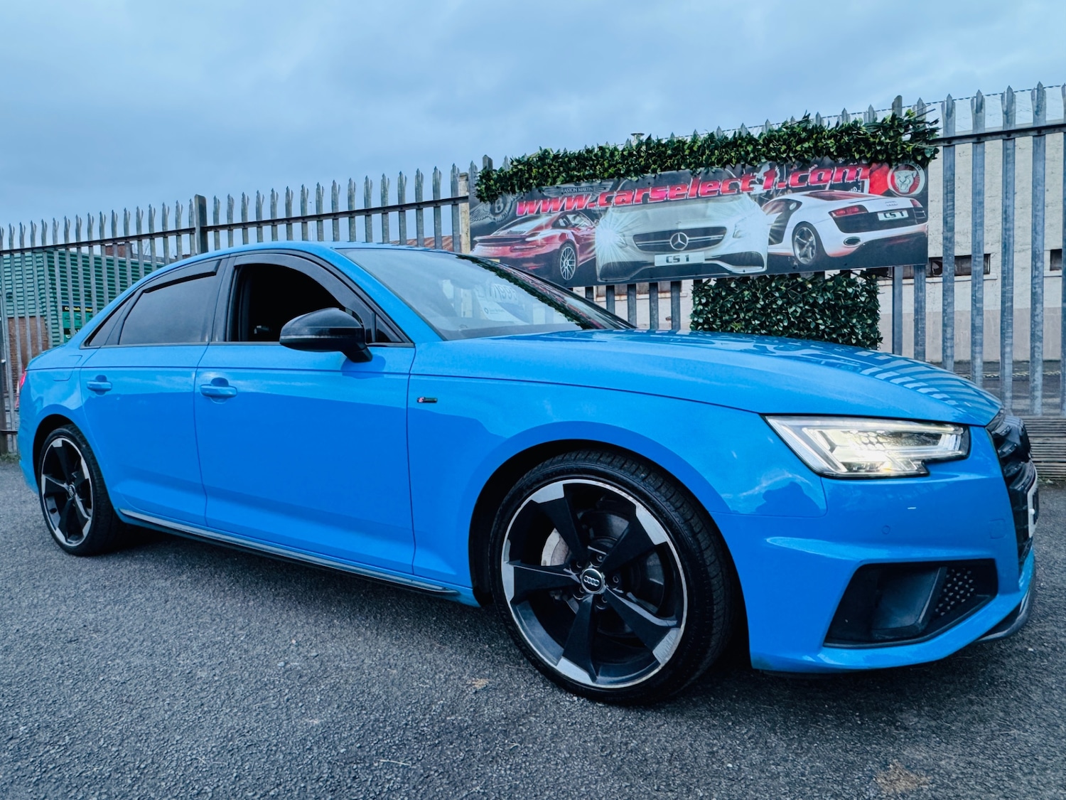 Used Audi A4 2019 for sale - 77656532: Photo 1