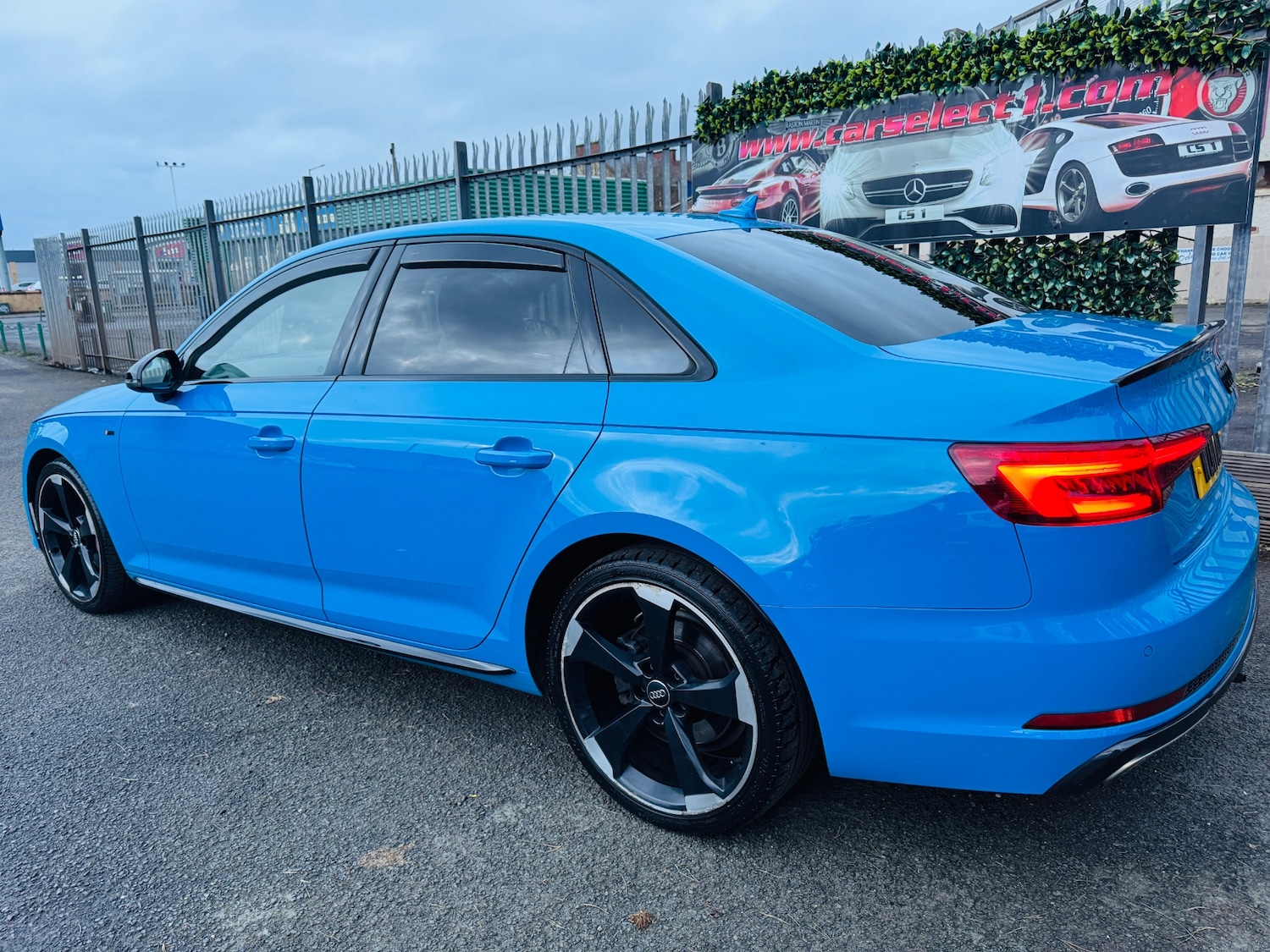 Used Audi A4 2019 for sale - 77656532: Photo 12