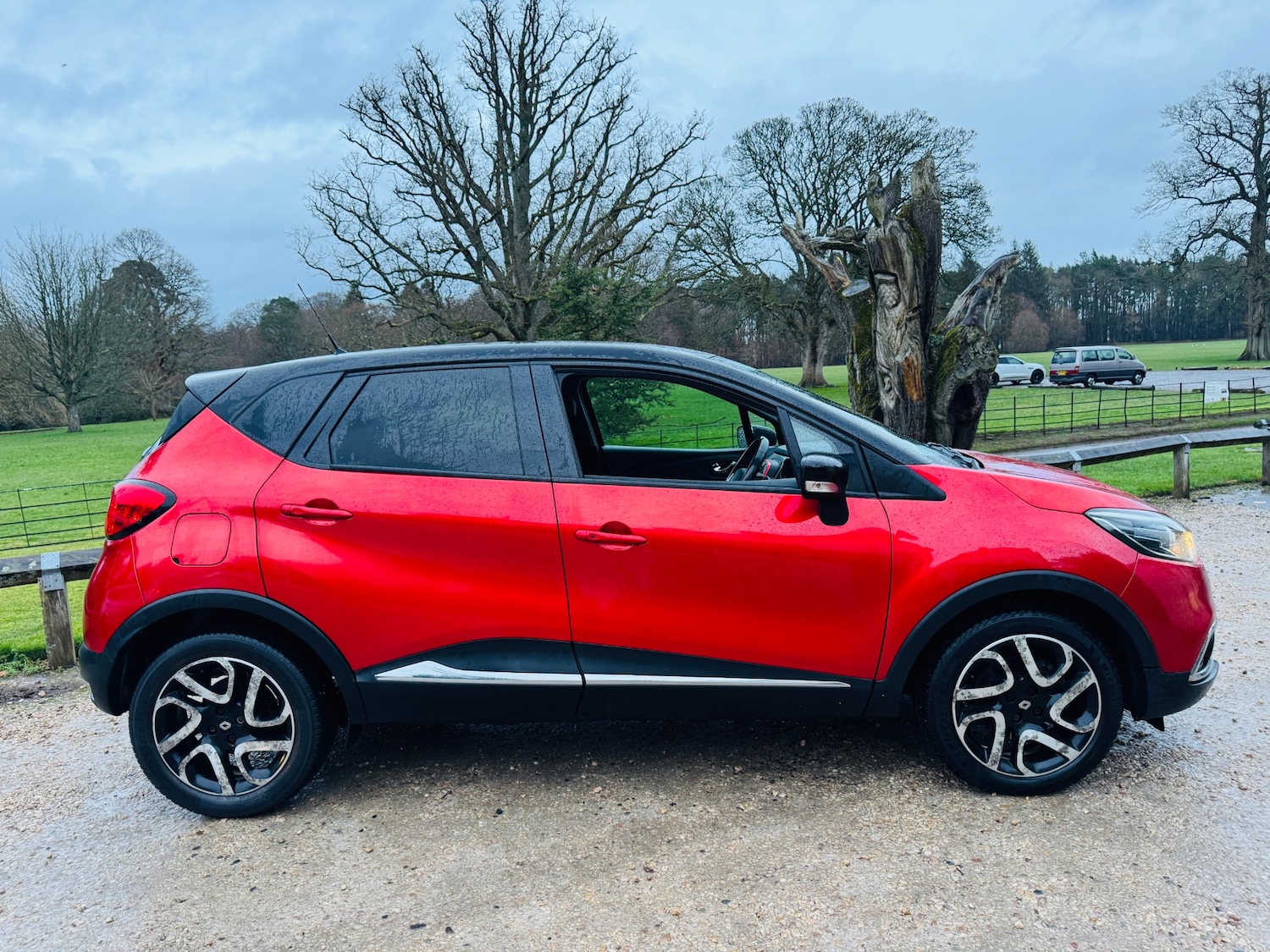 Used Renault Captur 2016 for sale - 77120899: Photo 2