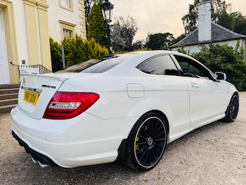 Used Mercedes-Benz C-Class 2011 for sale - 75505902: Photo