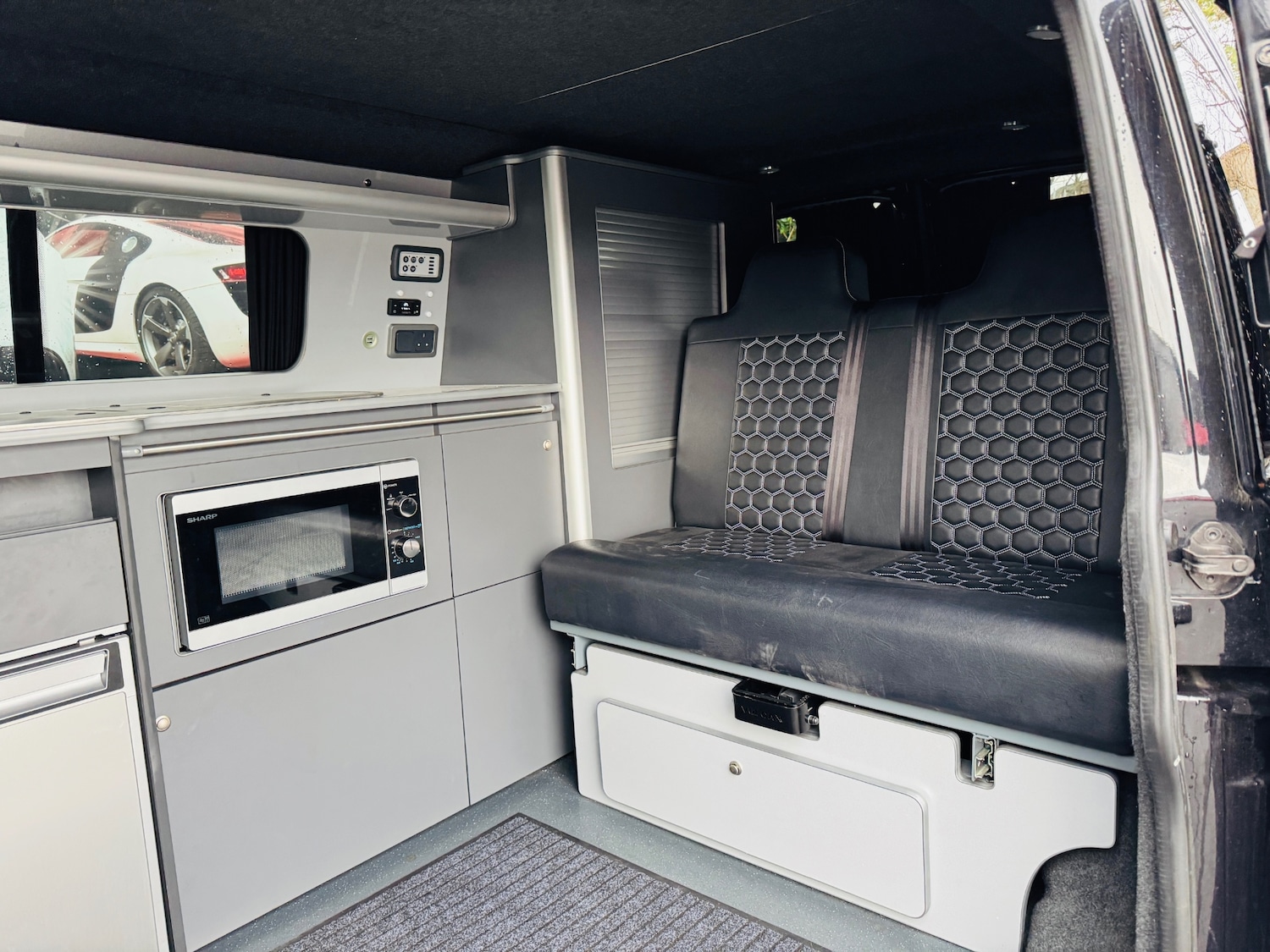 Used Volkswagen Transporter 2014 for sale - 76313822: Photo 9