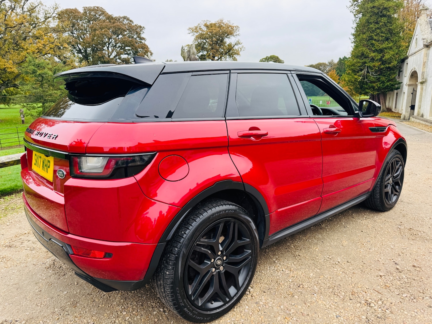 Used Land Rover Range Rover Evoque 2017 for sale - 76249330: Photo 4