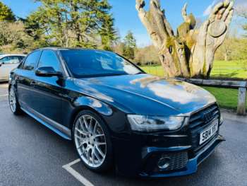 2025 (14) - 1.8T S-Line Quattro 4-Door