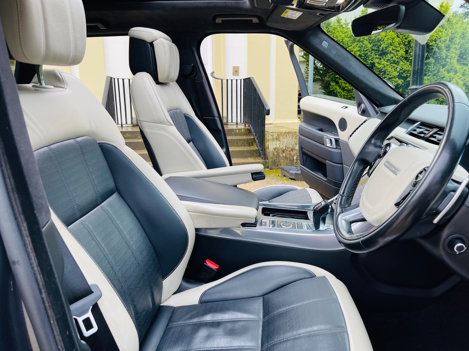 Used Land Rover Range Rover Sport 2019 for sale - 77251359: Photo 2