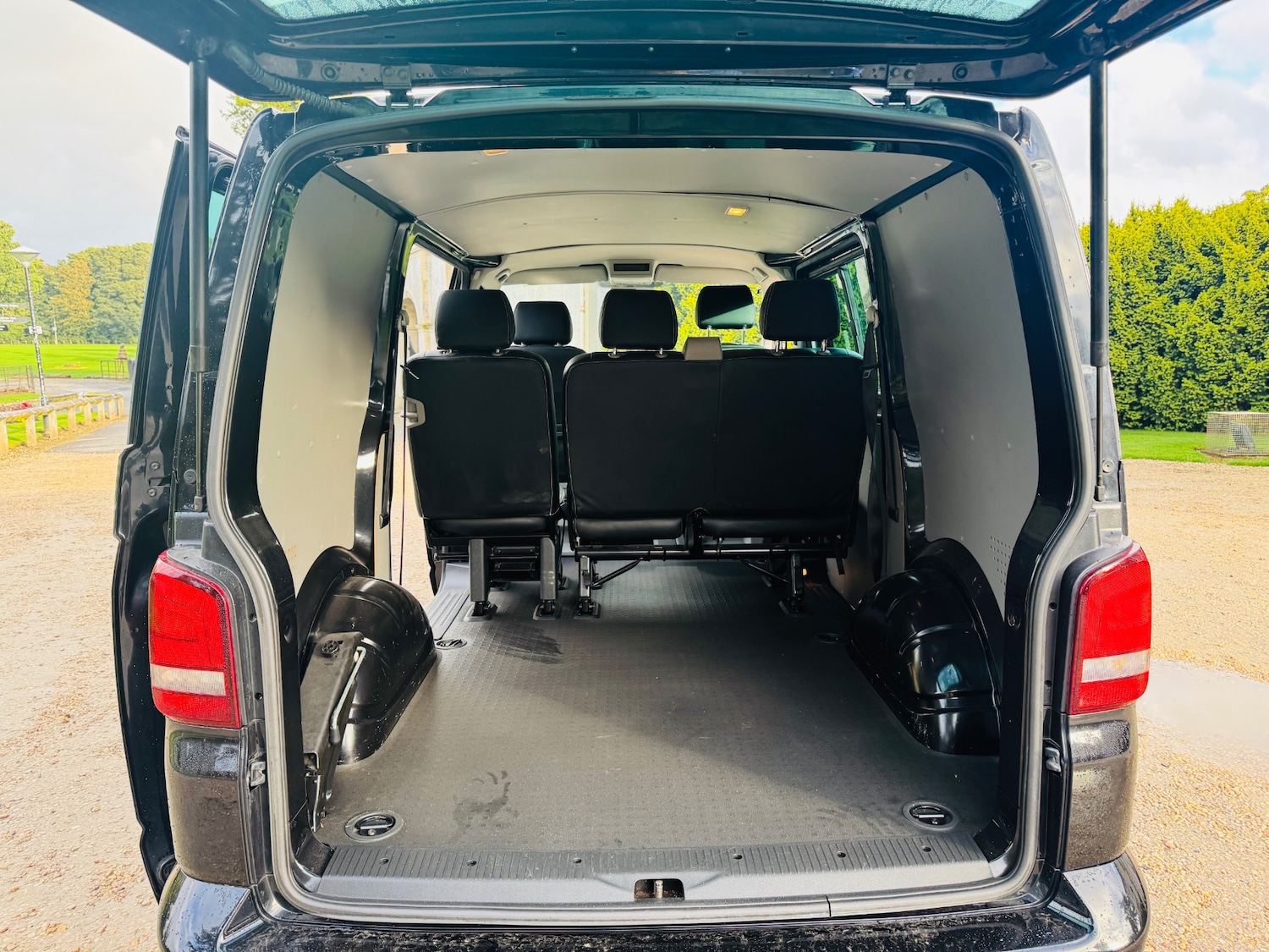 Used Volkswagen Transporter 2015 for sale - 77772042: Photo 7