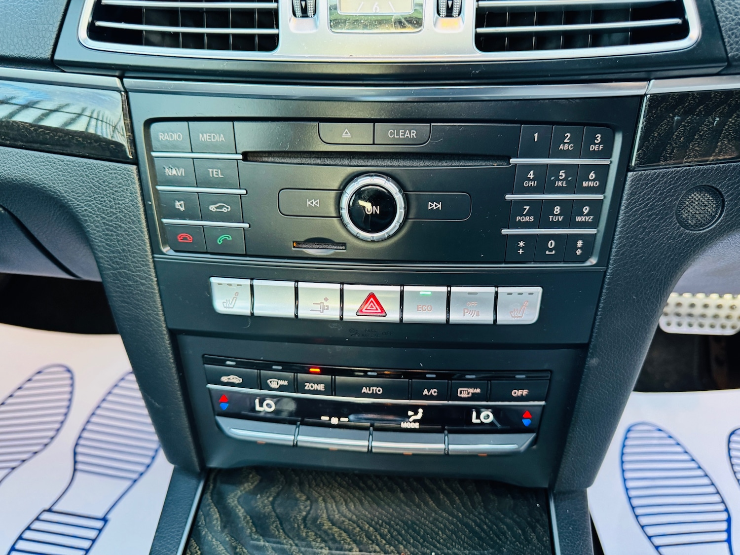 Used Mercedes-Benz E-Class 2015 for sale - 75974832: Photo 16